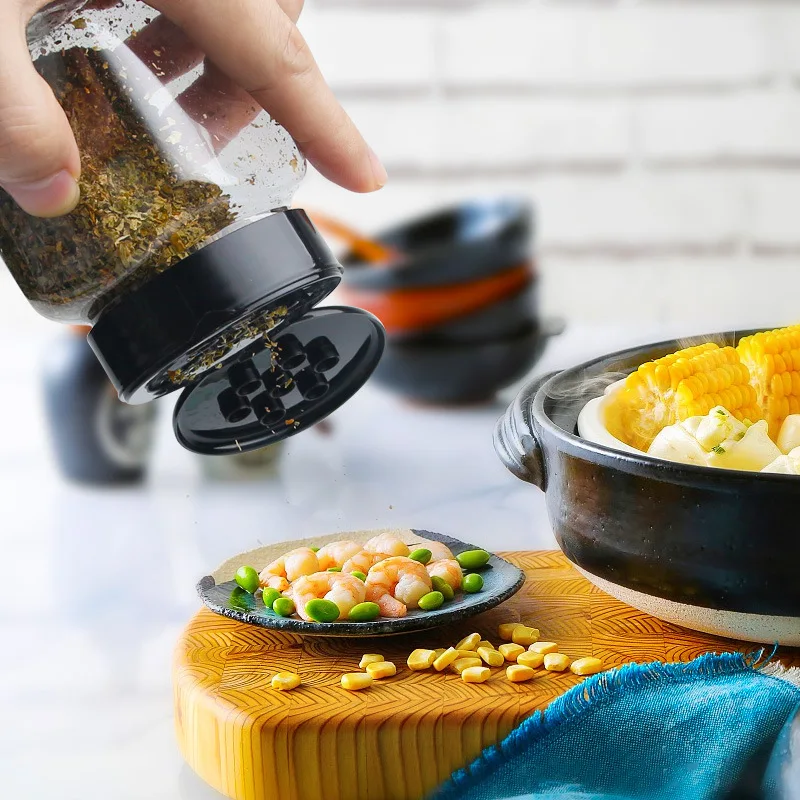 6 oz Empty plastic square spice jar salt and pepper shaker with Black Screw Lids to Pour or Shake/tarro de especias