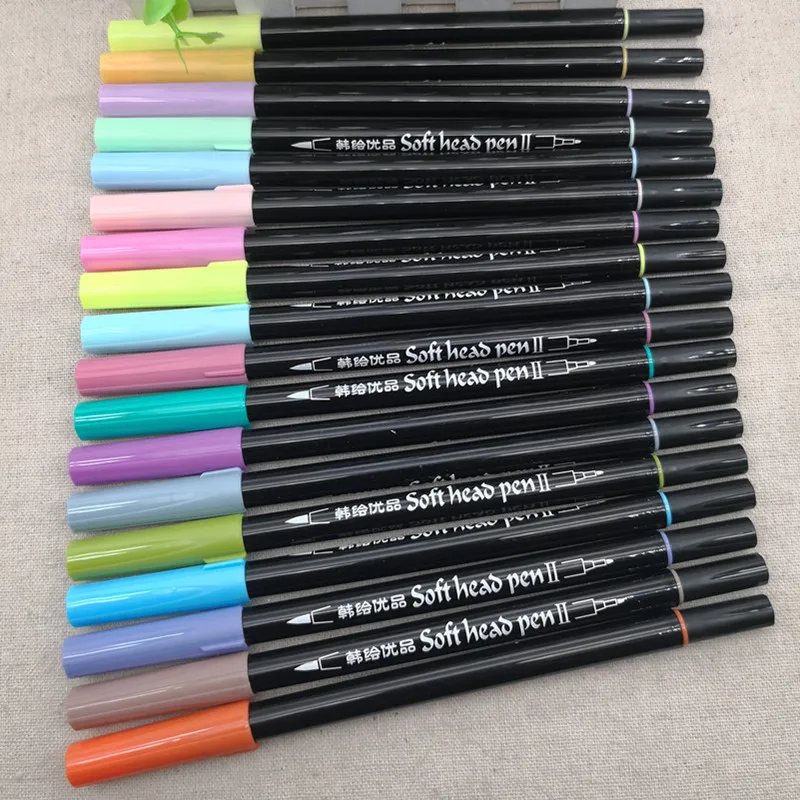 2019 New Item 18 colors Double-tip brush pen set water color pen art marker 8822