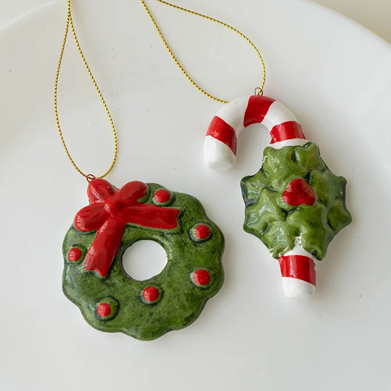 Christmas Decorations: Ceramic Old Man Wreath & Snowflake Pendant - Christmas Tree Ornament & Gift