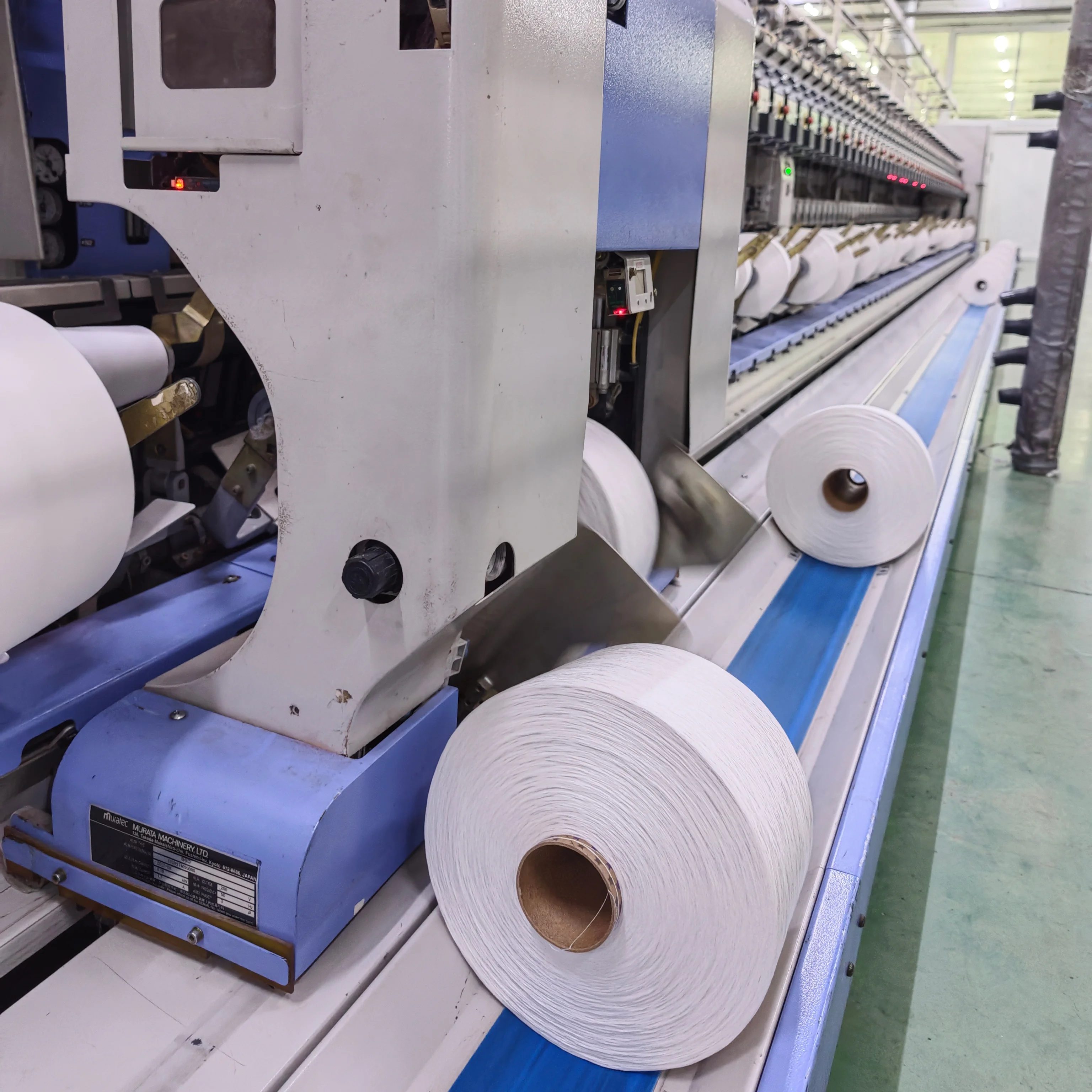 Comfort and Durability Recycled Yarn by Polyester with Shaped Cross Section Murata Vortex Spinning 9.5S-40S