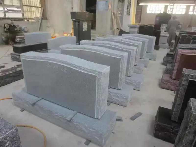 Chinese Cheap Granite Grave Stones Cemetery Tombstones and Monuments Gravestone with Factory Price