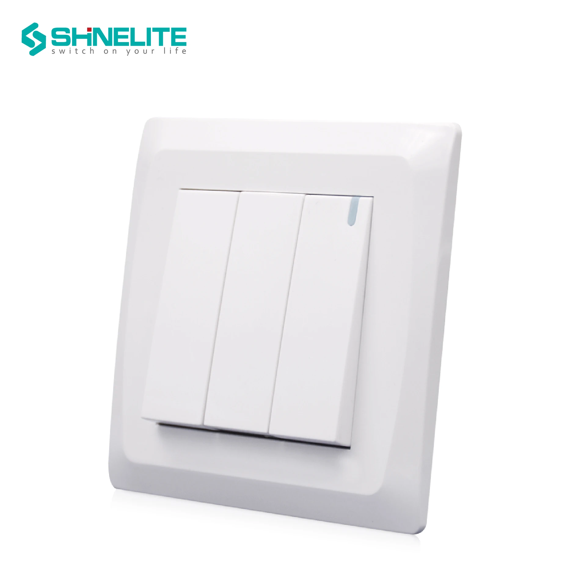 High Quality  Plastic BS Electric Socket Outlet  Wall 3 Gang Switch Wall Switch