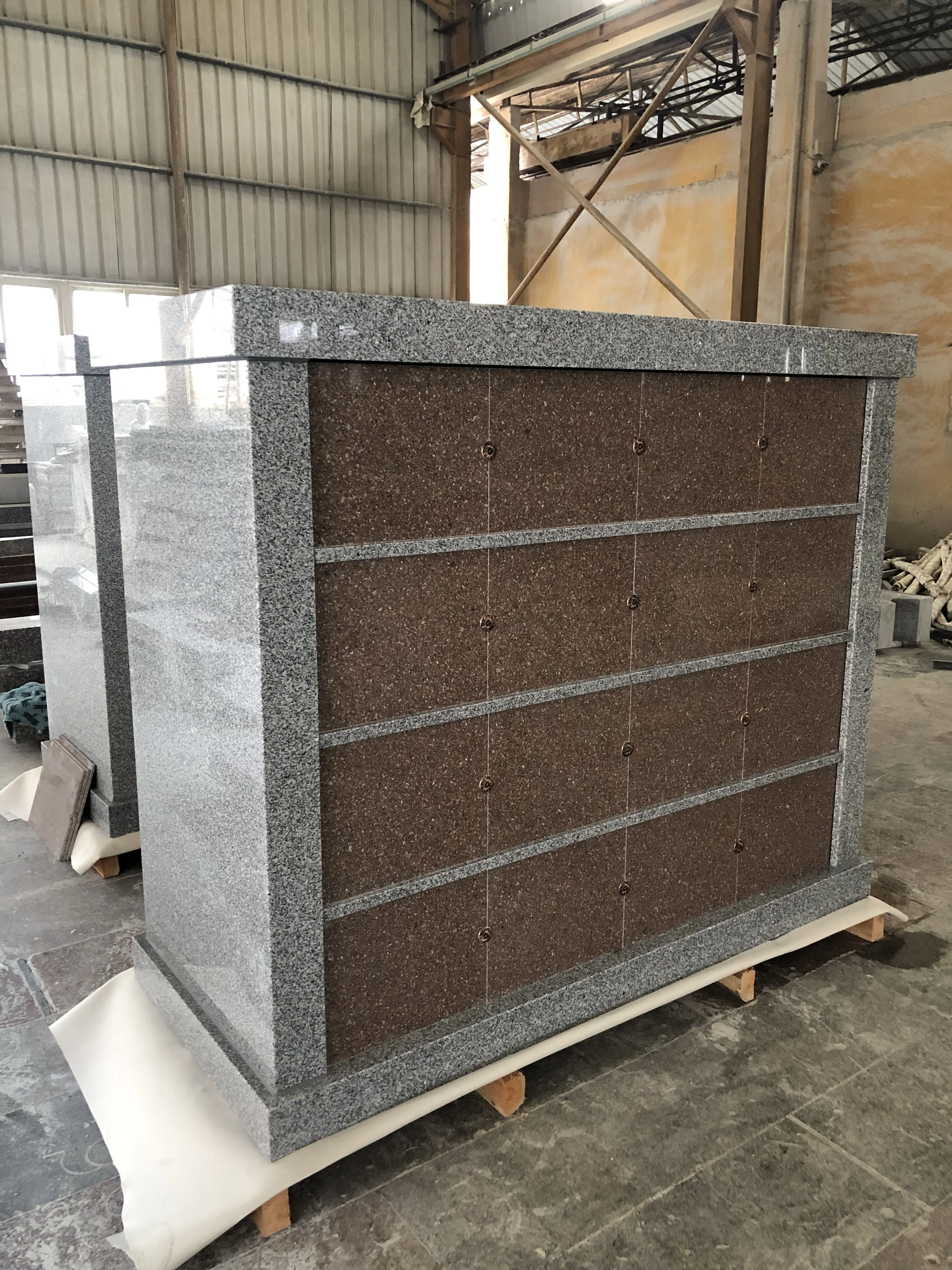 Cheap China G603 Grey Granite Tombstone Columbarium Niche For American