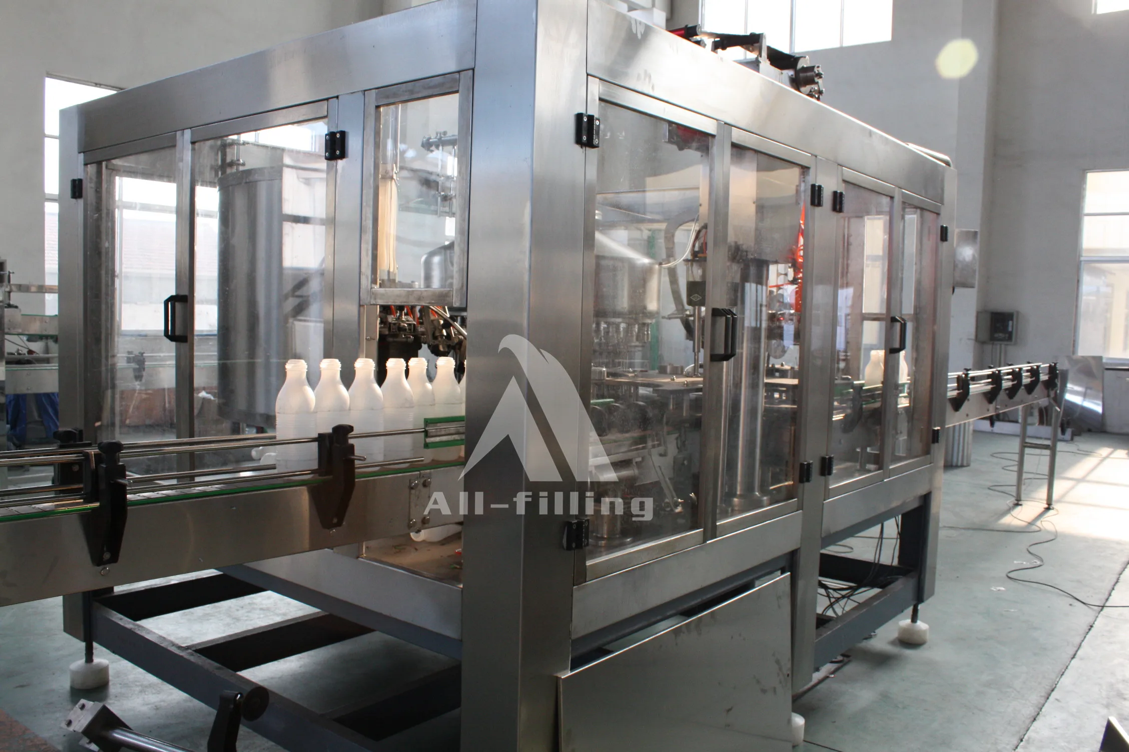 Factory price small scale PET PP bottle aseptic fresh fruit mango juice filling machine/hot filling machinery