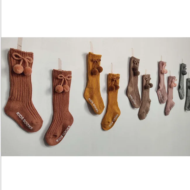 
PHB 61134 pom pom design wholesale fashion children girls cute socks 2020 
