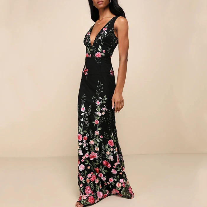 Deep V Sleeveless Floral Embroidered Backless Maxi Dress Elegant Mermaid Black Long Prom Dress Black Evening Gown Dress Elegant
