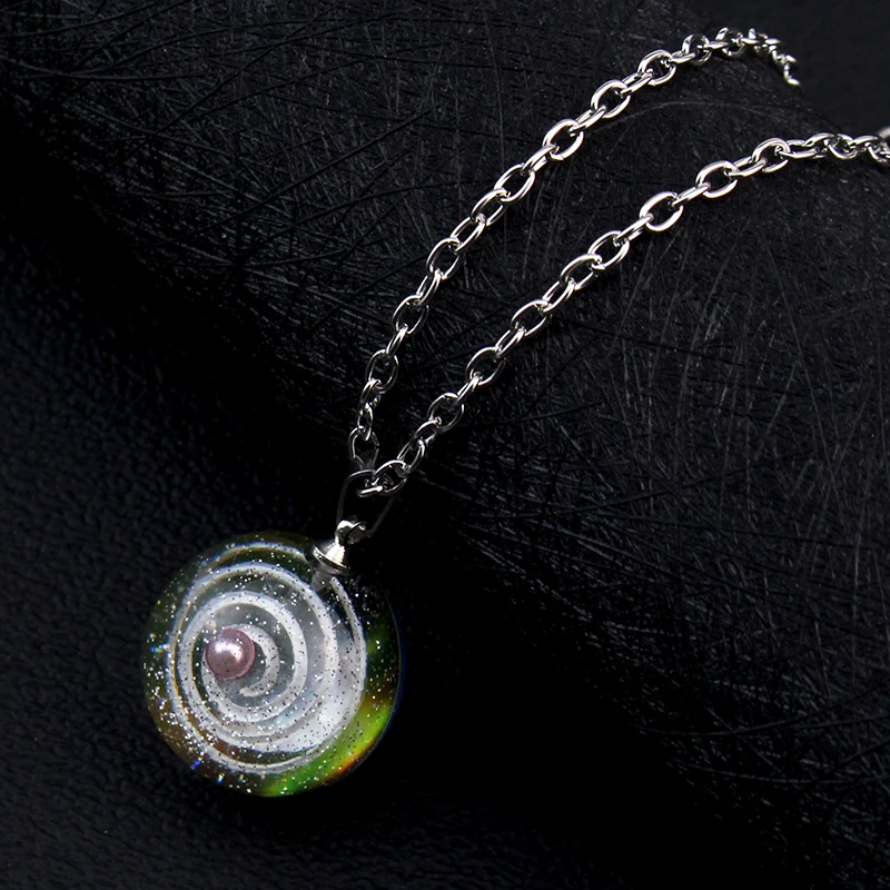  New Design Wholesale Factory Resin Universe Mysterious Grow In The Dark Fashion Gift Infinity Charm