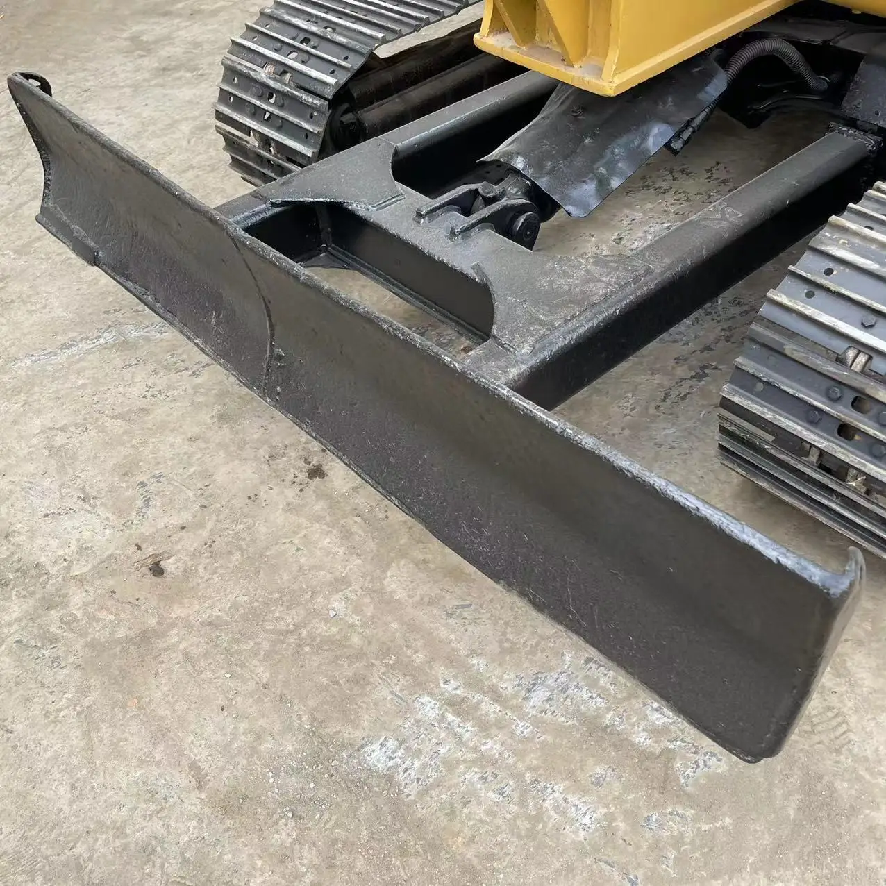 Construction Machinery Equipment 5.5 Ton Used Excavator Second Hand Caterpillar CAT305.5E1