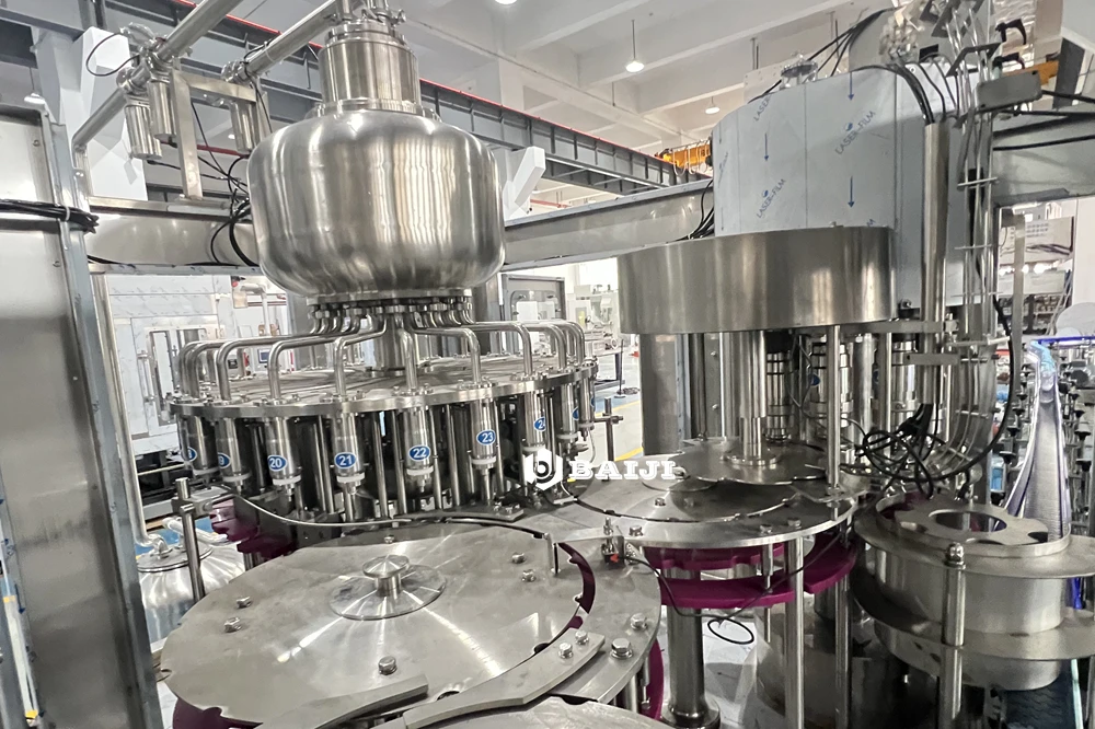 Automatic small bottle monoblock 3in1 concentrate juice filling and capping machine