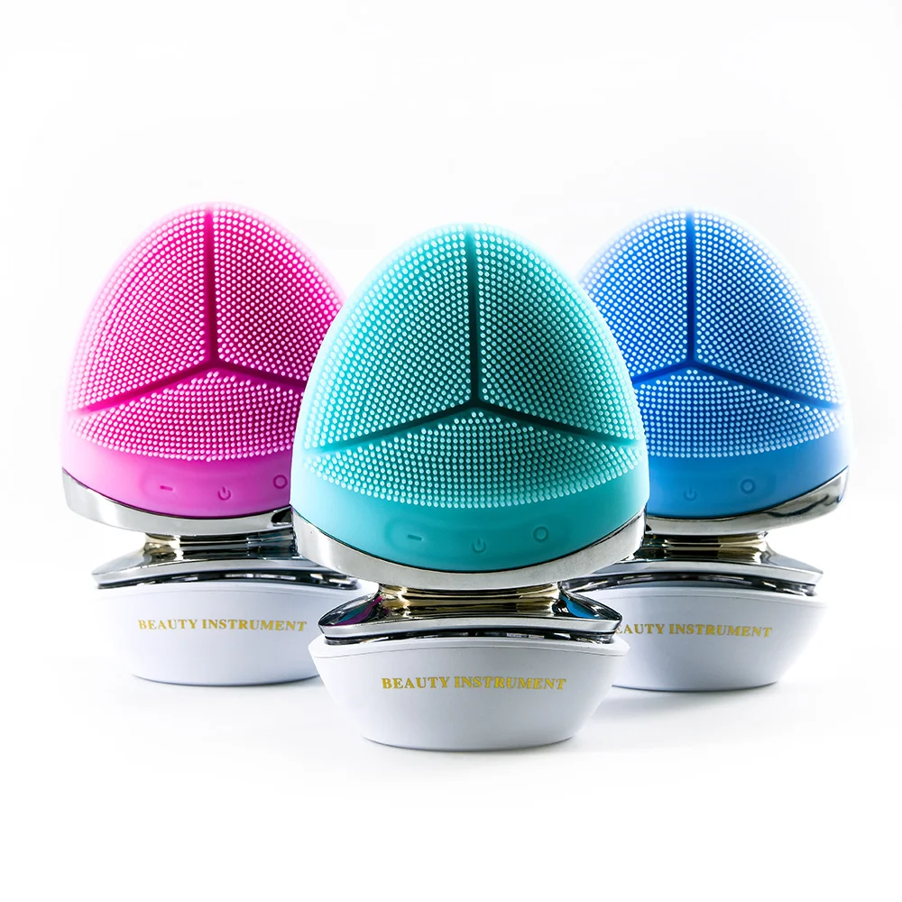 Free sample Silicone deep cleansing for face cleansing brush Hot and cold function face cleaner beauty EMS facial brush