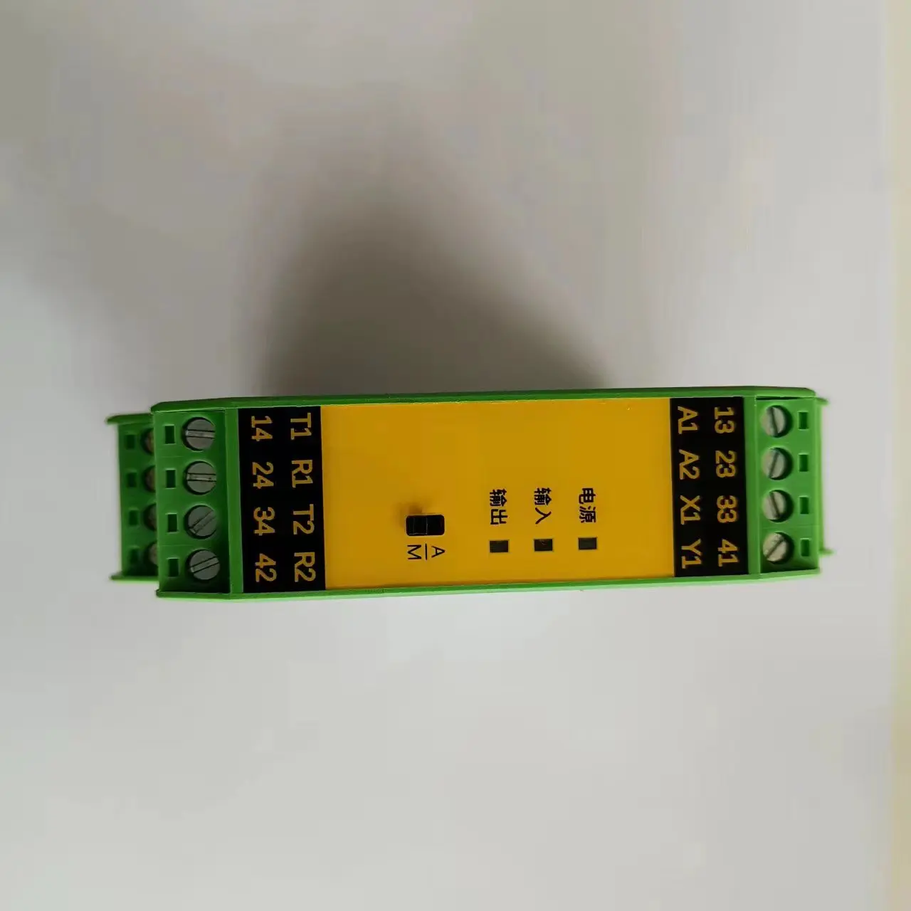 safety relay Suitable for safety edge sensor, safety carpet sensor, PNP safety light curtain