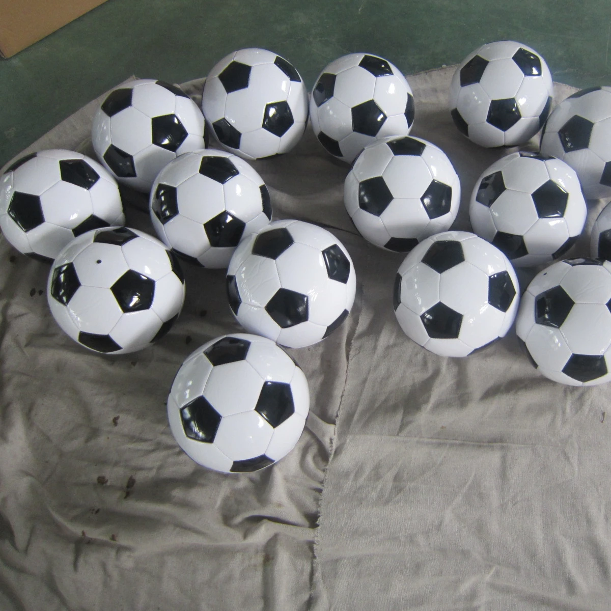 Amazon quality inspection football ningbo/quality control service of football Jiangsu/third party inspection service zhejiang