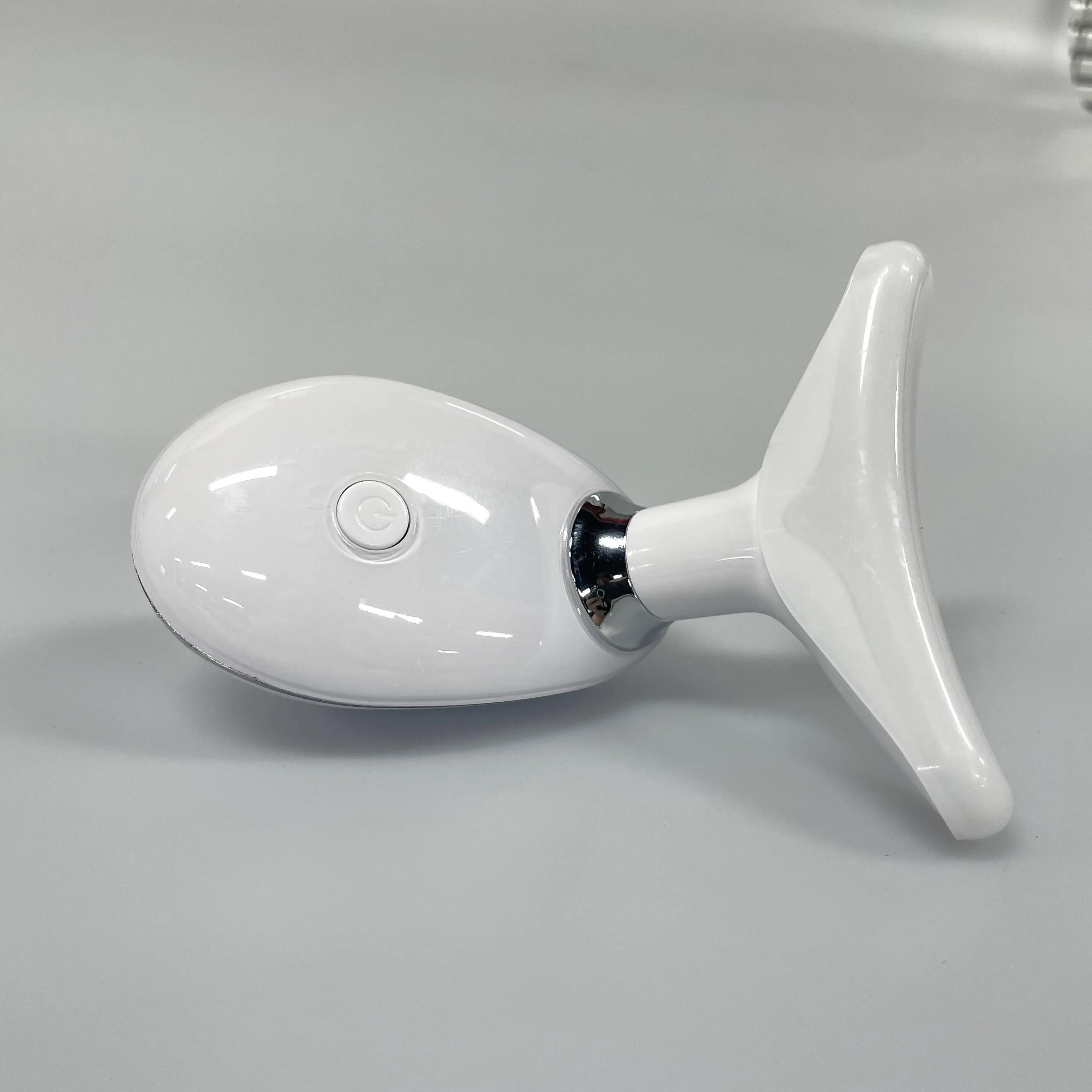 Neck Care Device Massager Vibration LED Skin Wrinkle Removal Tightening And Lifting Light Led for Face Neck