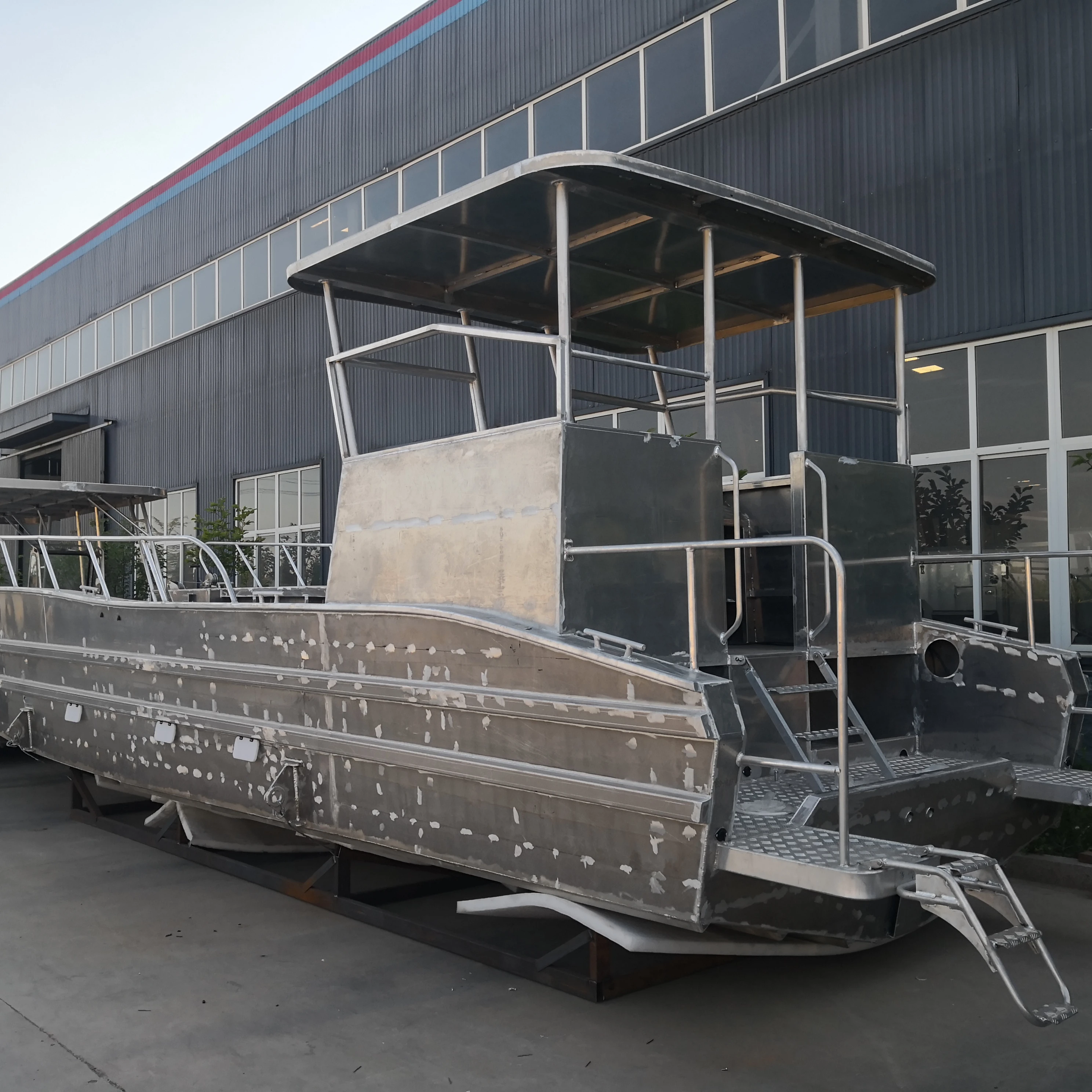 2023 New High Quality 21ft Aluminum Yacht  Motor Landing Craft Boat