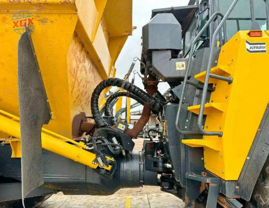Good Price Used HM400-5 Quarry Truck Handling Machinery Mining Dump Truck  Original Japanese 40 Tons