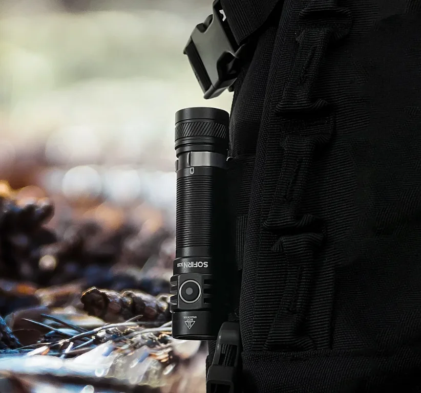 Enhanced Color Rendering 1800 High Lumen Super Bright Pocket Light Long Runtime EDC Small Rechargeable Flashlight