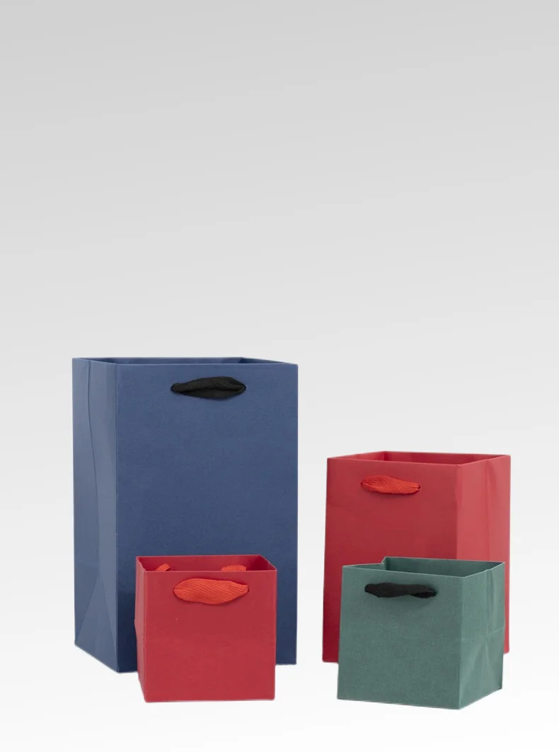 Customize Your Standard Business Merchandise Retail Wholesale Shopping Fashion Printed Recyclable Brown Simple Kraft Paper Bags