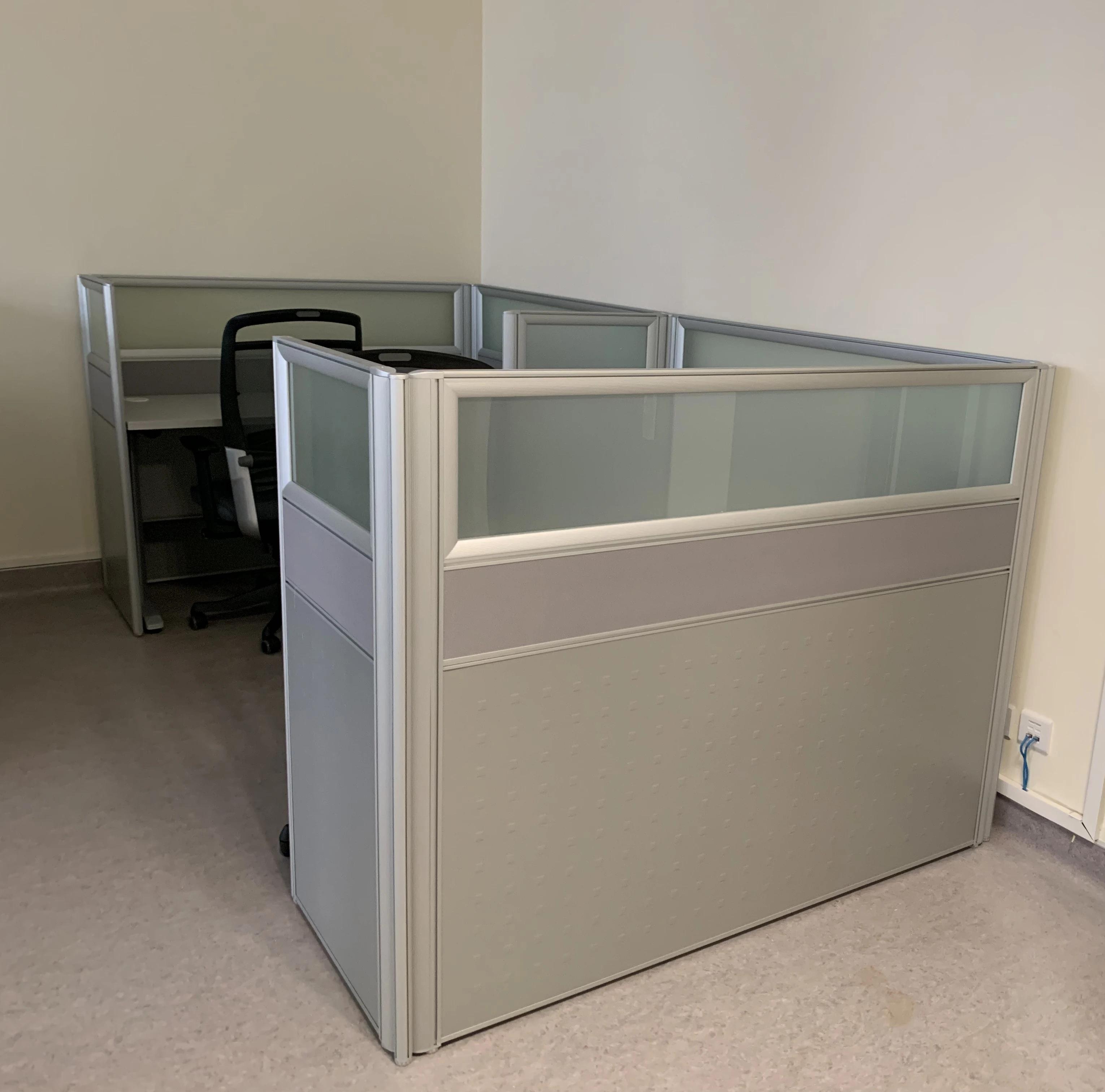 Aluminum Partition modern office partition cubicle workstation for call center sound insulation office table protect privacy