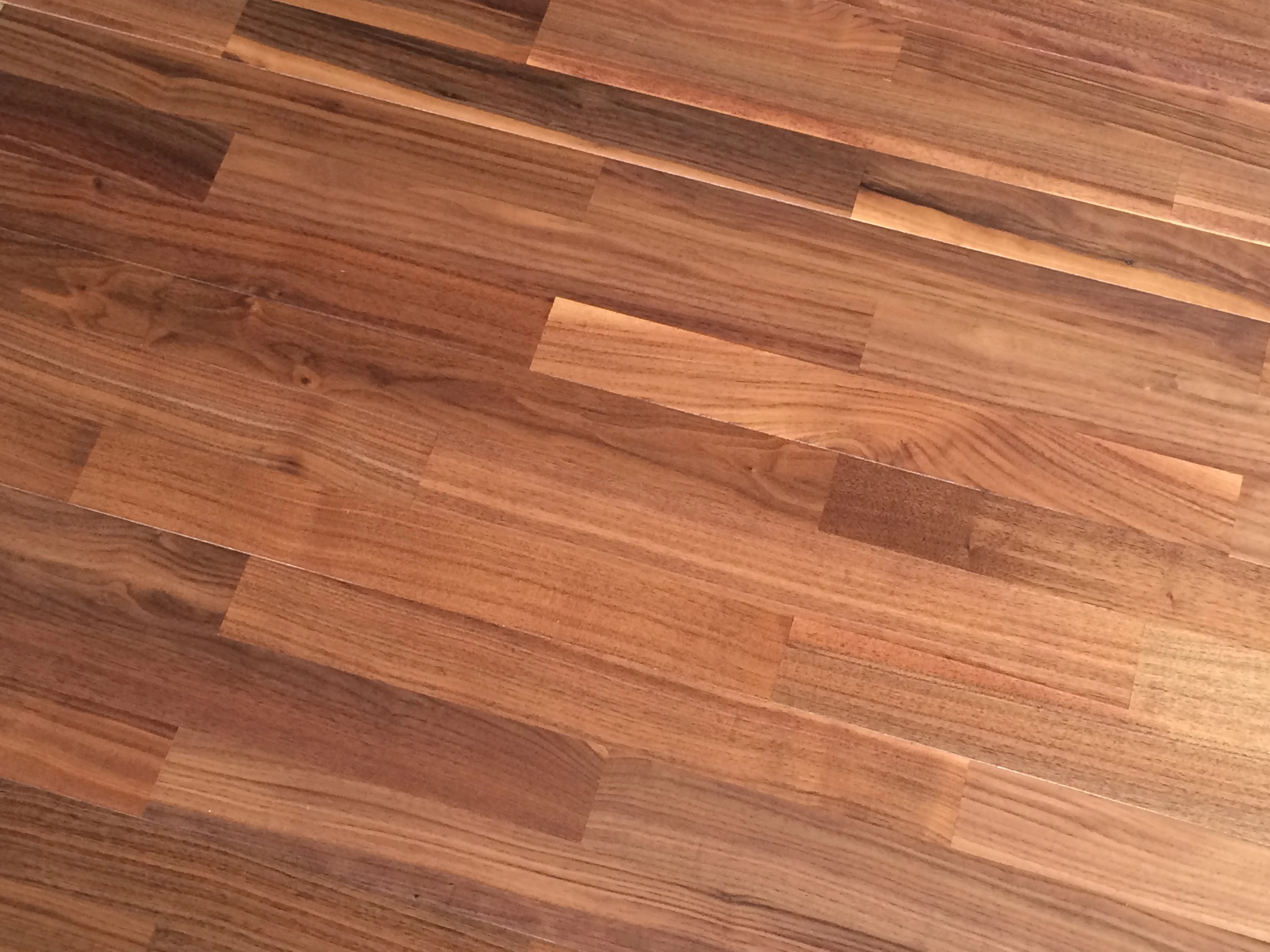 American Walnut Engineered Wood Flooring 3-layer 3-strip UV Lacquered