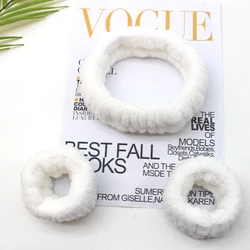Spa Headband Wrist Washband Face Wash Set with 2 Washband Prevent Liquids Spilling Down Hair Wrap For Women Girls