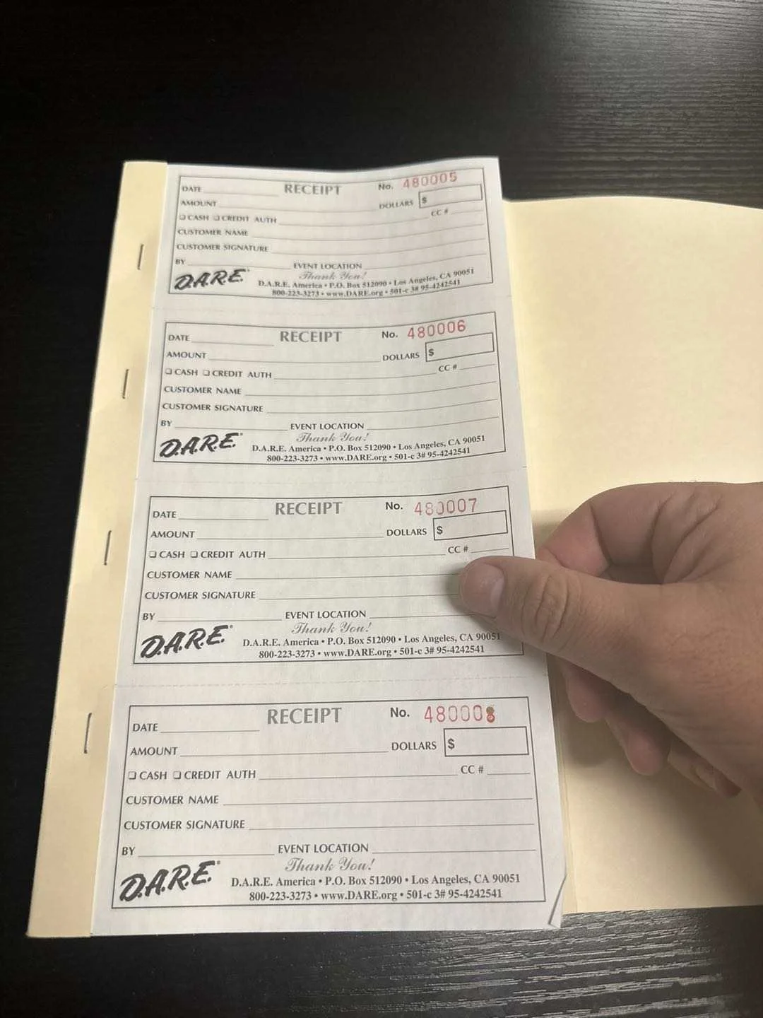 multi-parts invoice book custom wholesale A5 size carbonless copy paper book four color copies printing