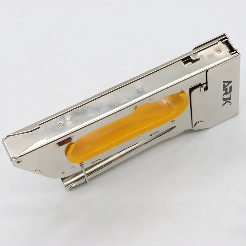 Portable Durable Home Upholstery Fixing Staple Nail Gun Manual Nose Air Pressure GS Staple Gun