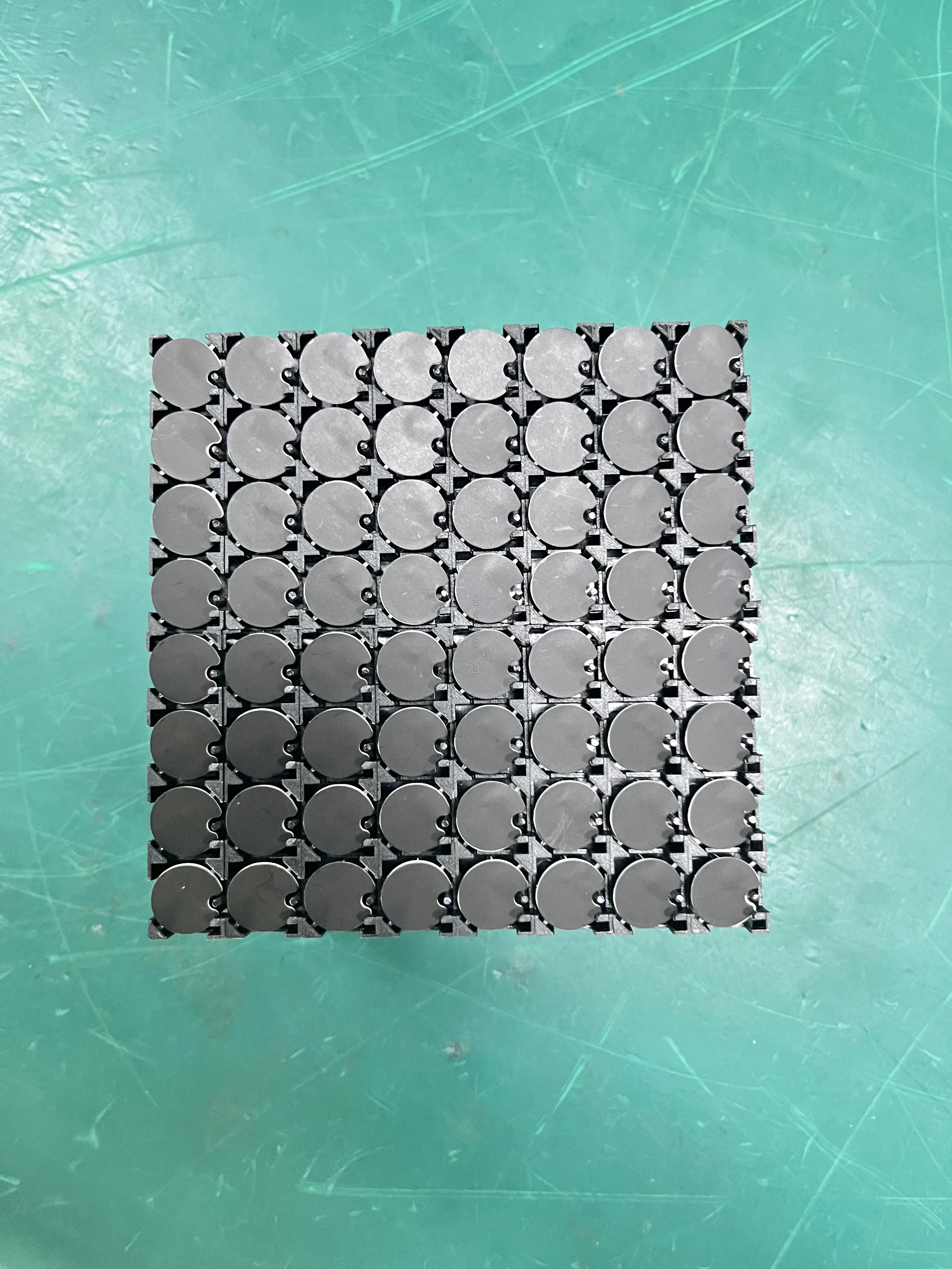 Display Flip Sheet Electronic Magnetic Flip Sheet Flip Dot Advertising Display Wall Flip Screen Flip Screen Manufacturer