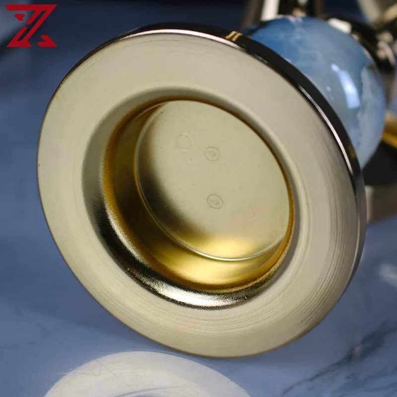 New Design Retro Home Decoration Metal Tea Lights Candle Holder Ceramics Desk Clock Set For Furnishings Crafts