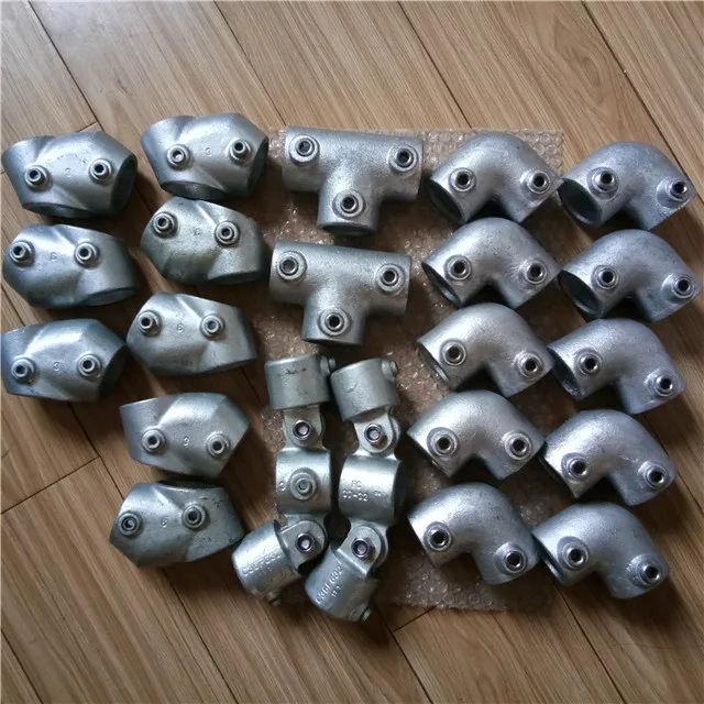 3/4 Inch Black Structural Pipe Fitting 90 Degree Elbow Pipe Clamp