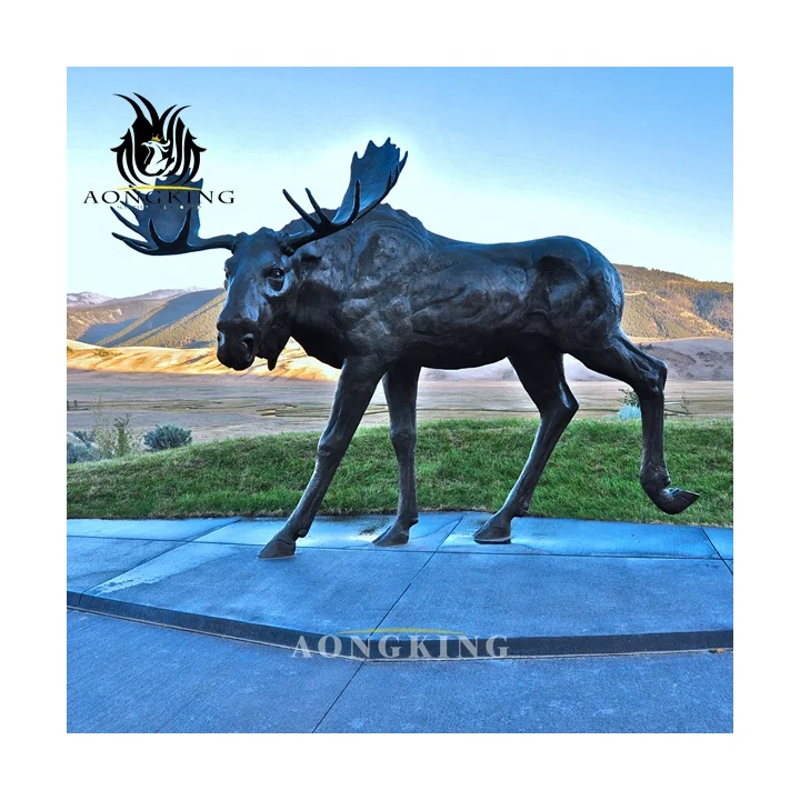 Life size outdoor garden the Woods bronze moose sculpture for sale