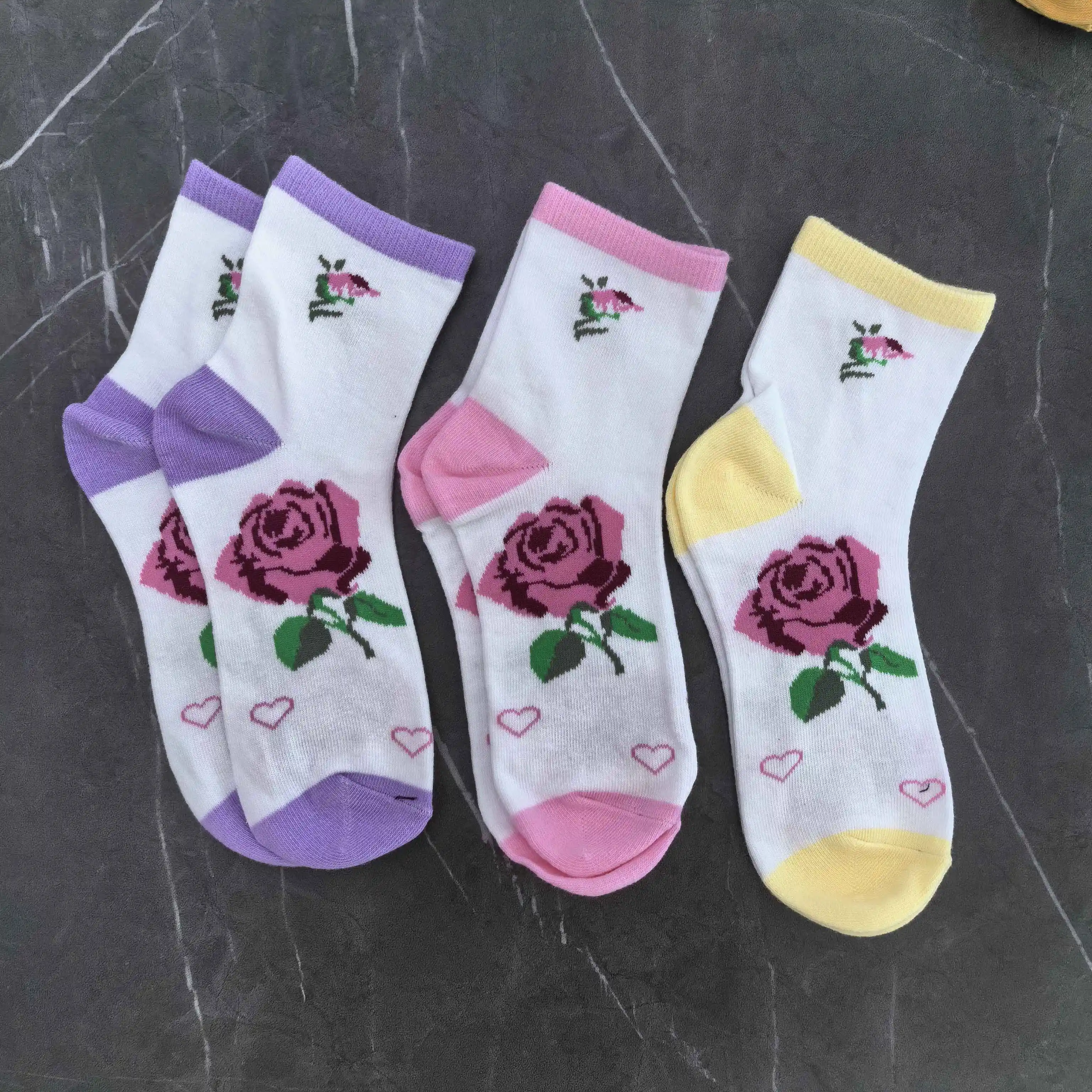 Factory customized socks beautiful fashion flower rose lady woman cotton quarter socks