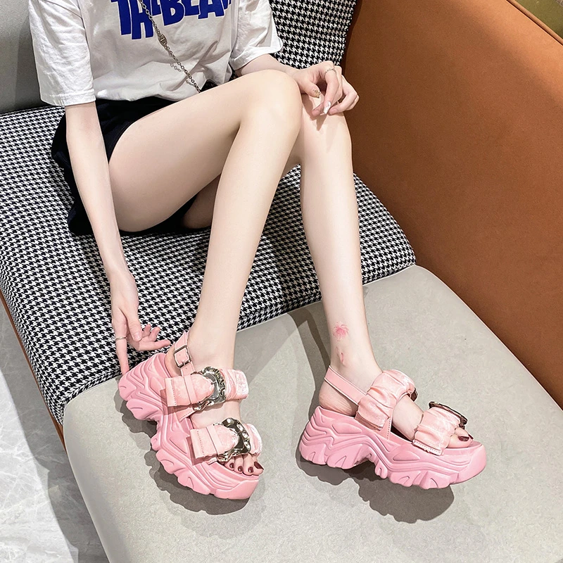 Dropshipping Custom Logo Summer Pink Women Leather Sandals Fashion Designer Ladies Platform Chunky Wedge Heel Sandals