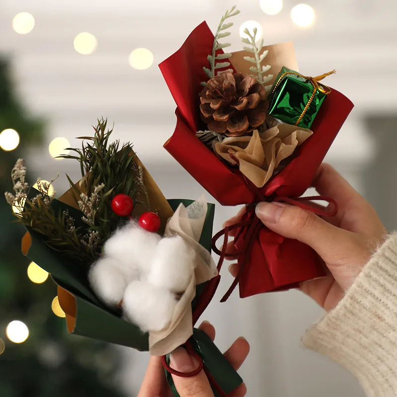 Artificial Christmas Bouquet Xmas Gift Pine Cones Party Decoration Prsent Christmas Dried Flower Mini Creative Bouquet