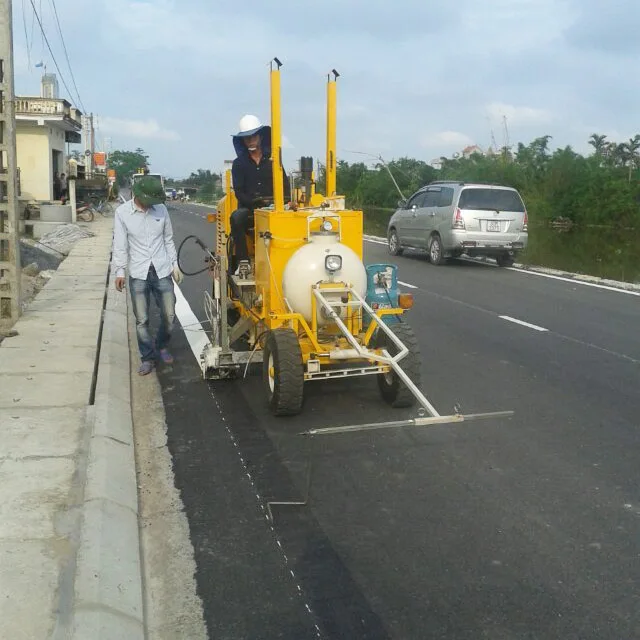 Driving Type Thermoplastic paint road safety stripping equipment