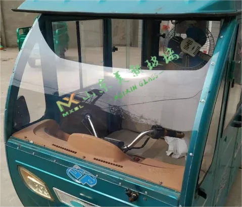 Mei Xin factory  Front Windshield Safety Glass for Gasoline Tricycle Car 3 Seats 200cc Auto Door Glass Safety Glass