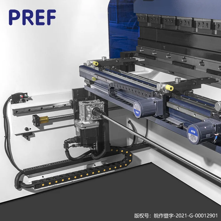 CNC Press Brake 110T 135T Sheet Metal Bending Machine with 6+1 Axis