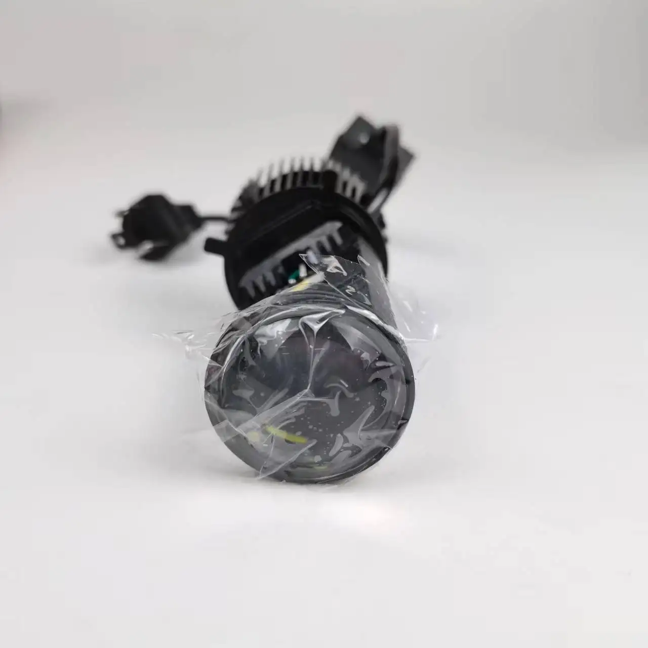 Y6 bifocal lens LED auto LED light 6000k  motorcycle car light H4 36W led headlight