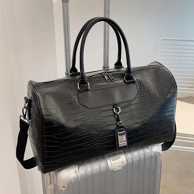 Custom Luxury Crocodile Pattern Vegan Leather Waterproof Duffel Bag Travel Weekend Duffle Bag For Women