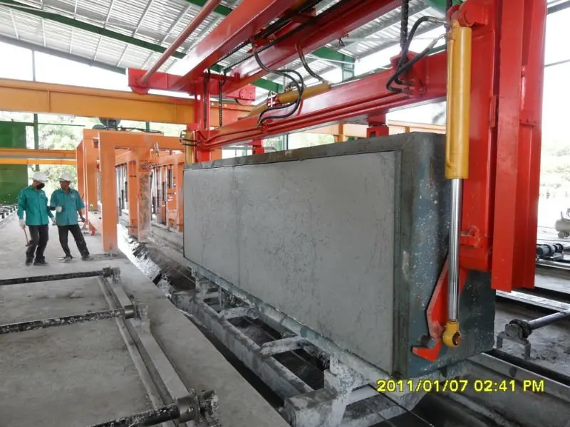 Donyue long service life autoclave aerated concrete sand block and panel plant and equipment AAC production line China supplier