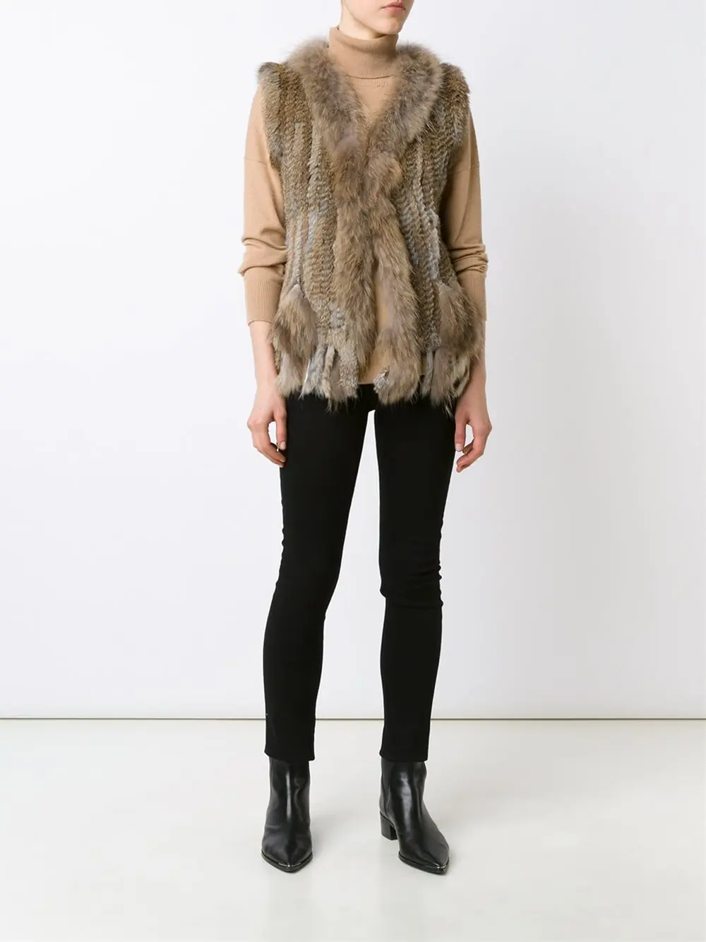 YR006A Casual Style Ladies Hand Knitted Genuine Rabbit Fur Vest with Raccoon Dog Fur Trimming