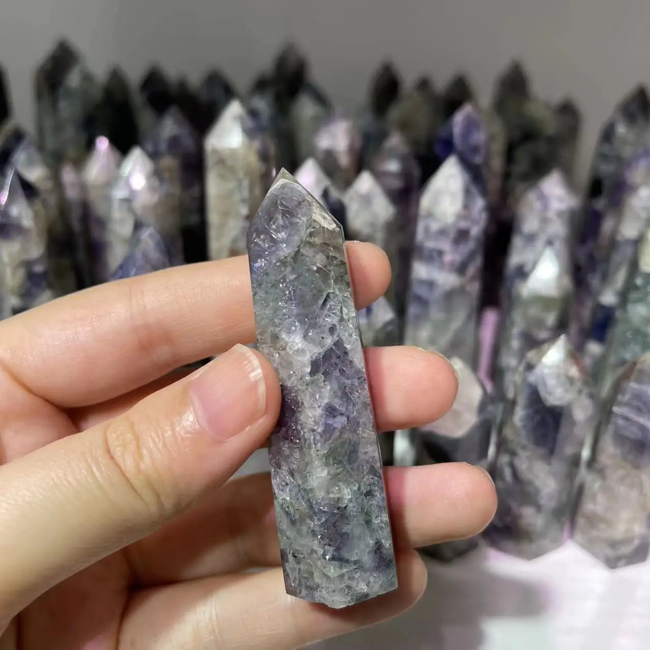Wholesale High Quality Healing Stones Decoration Gifts Natural Crystal Bloodshot Iolite Point