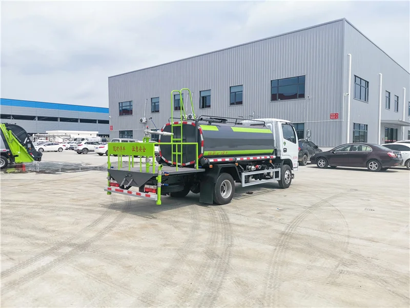 Manufacturer 115hp Small 4 cbm 5 cbm water cannon spray truck for sale