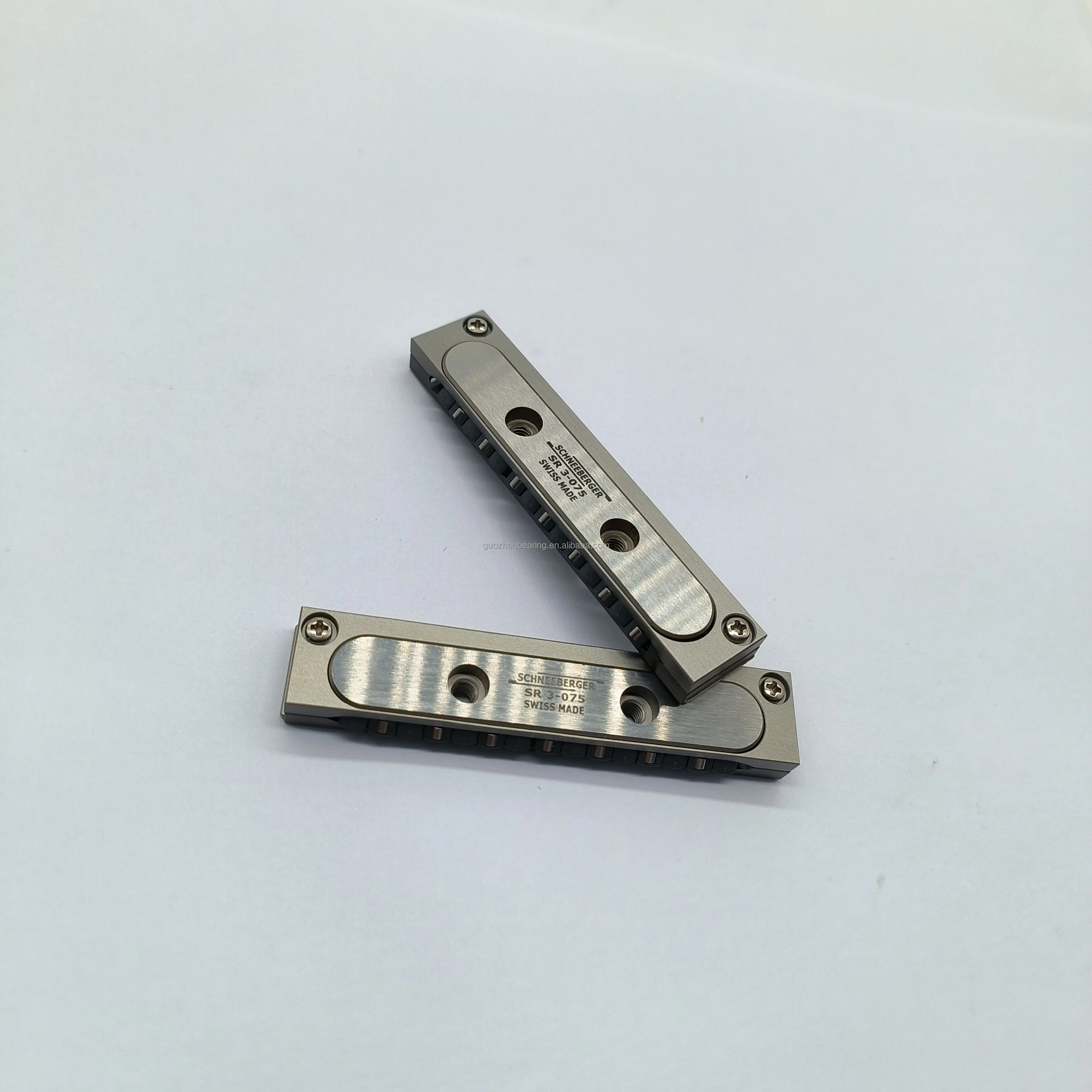 Оригинальный линейный роликовый подшипник SCHNEEBERGER SR3-075 SR3075 SR 3075 3-075 3 075 SR-3075