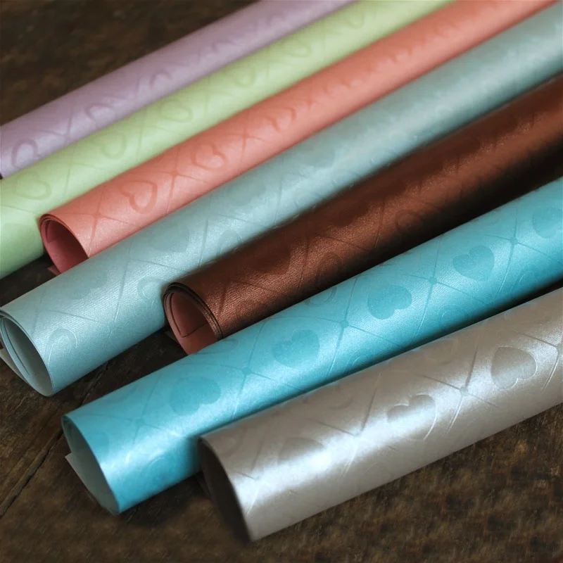 High Quality 300 Gsm Double Side Pearlescent Metallic Shining Colorful Pearl Paper Sheet for Printing Black Metallic Paper