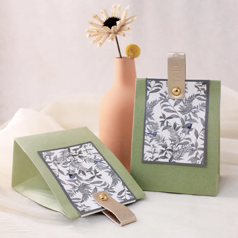 Large Capacity Wedding supplies Candy Bag Vintage Red Gift Box Packaging wedding favors for guests Candy boxs