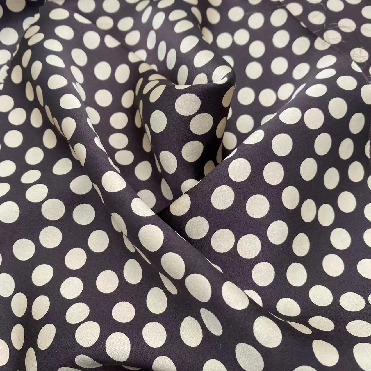 Oeko tex 100 Wholesale Custom Satin Silk Pure Natural Silk 25momme Charmeuse Fabric Women