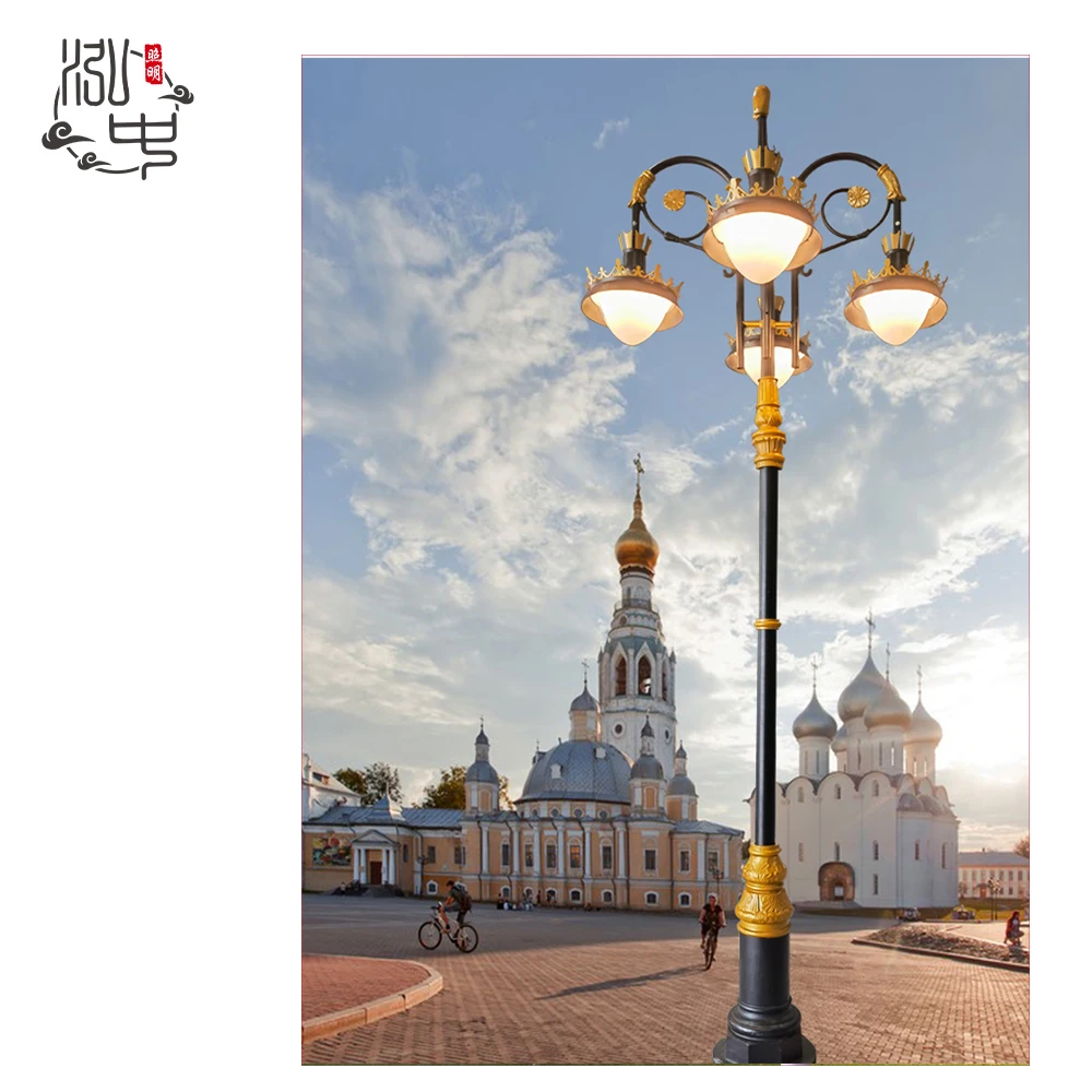 4M 100w Multi-head classic European waterproof street lamp antique die-cast aluminum The Nordic decorative garden lamp