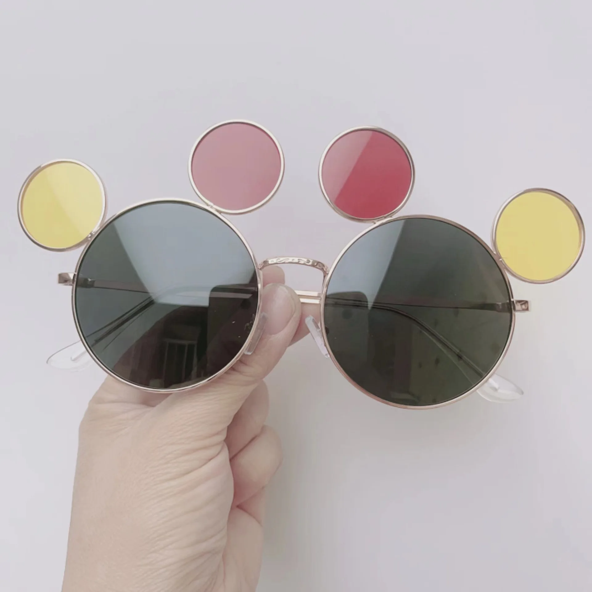 New Fashion Big Square Light Frame UV Protection High Level PC Ladies Retro Personality Designer Women Sunglasses