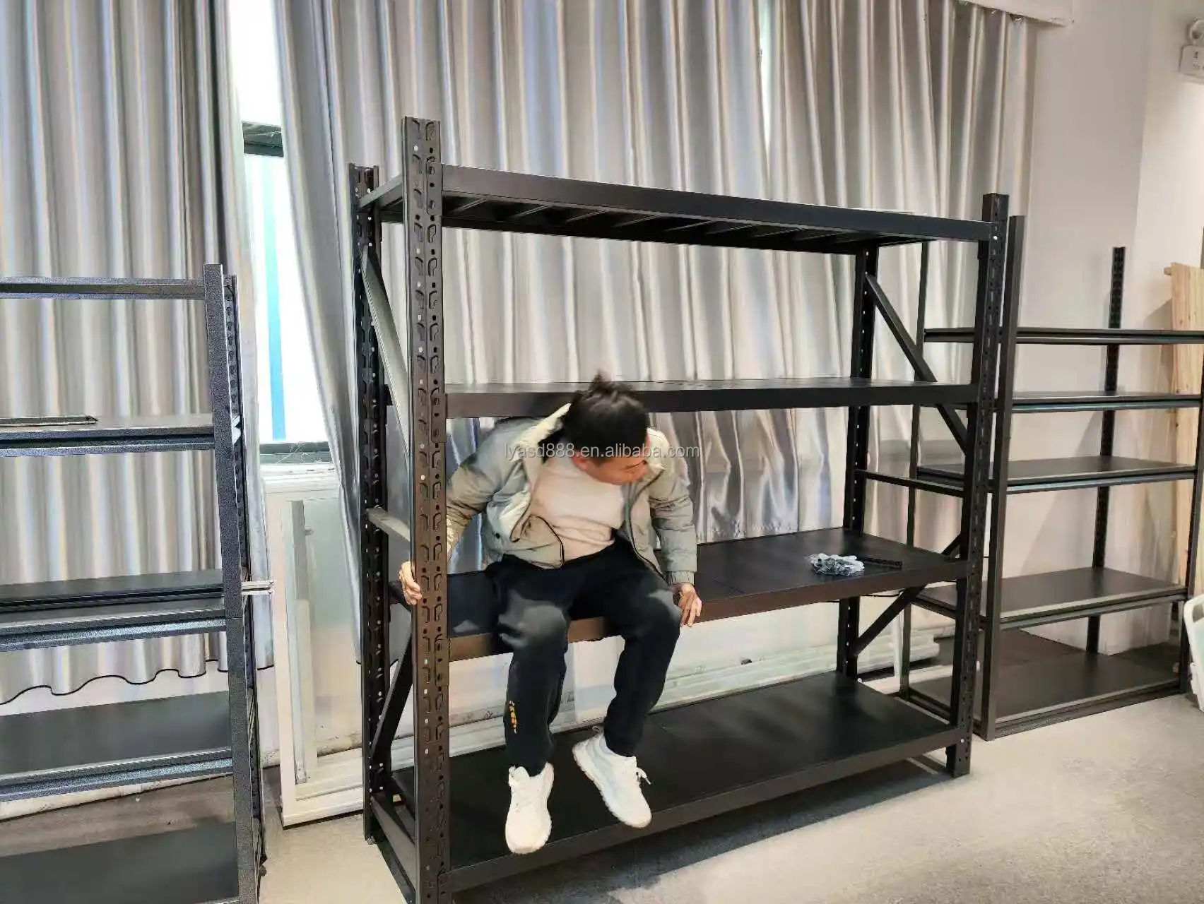 Wholesale Heavy Duty Rack Medium Duty Steel Shelving Shelf Storage Rack Light Duty Boltless Shelving