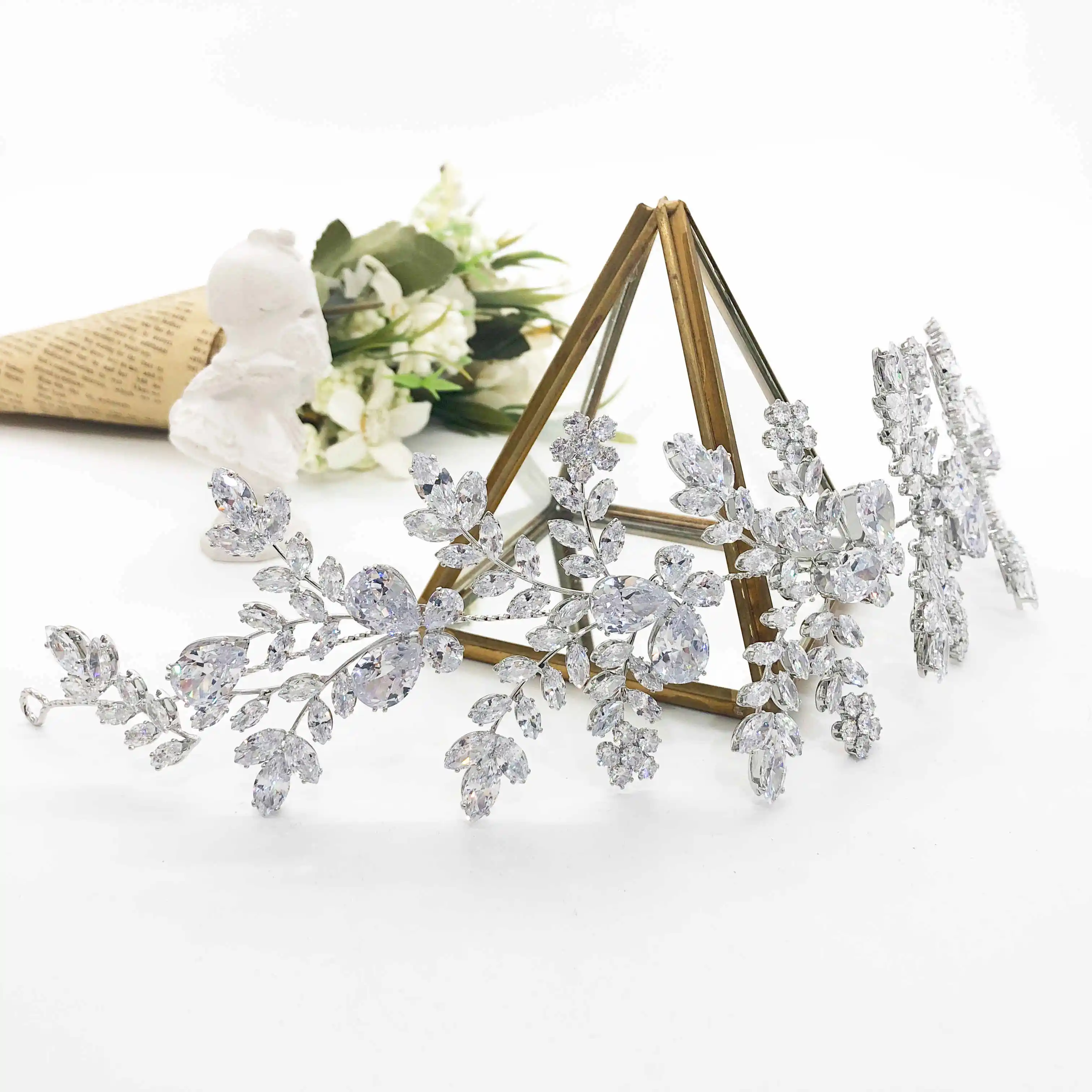 Western-style inlaid flowers exquisite small package wedding gold headwear crown